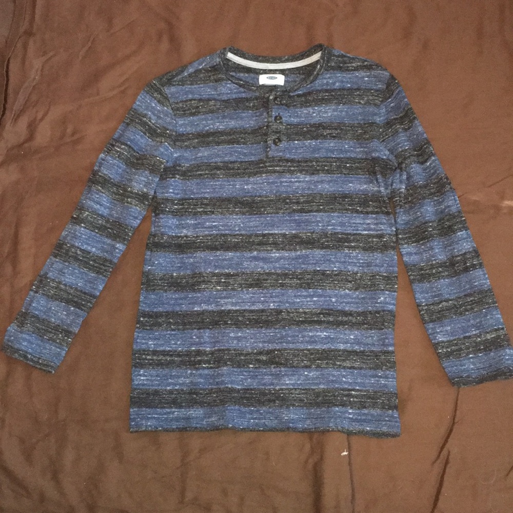 LIKE NEW Old Navy Men’s Henley Long Sleeve Tee